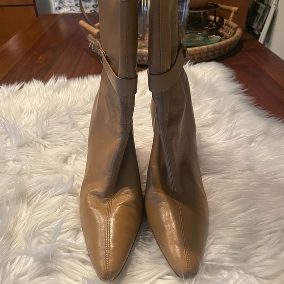 Antonio Melani Tan Leather Heeled Ankle Boots Size 9 - Picture 10 of 10